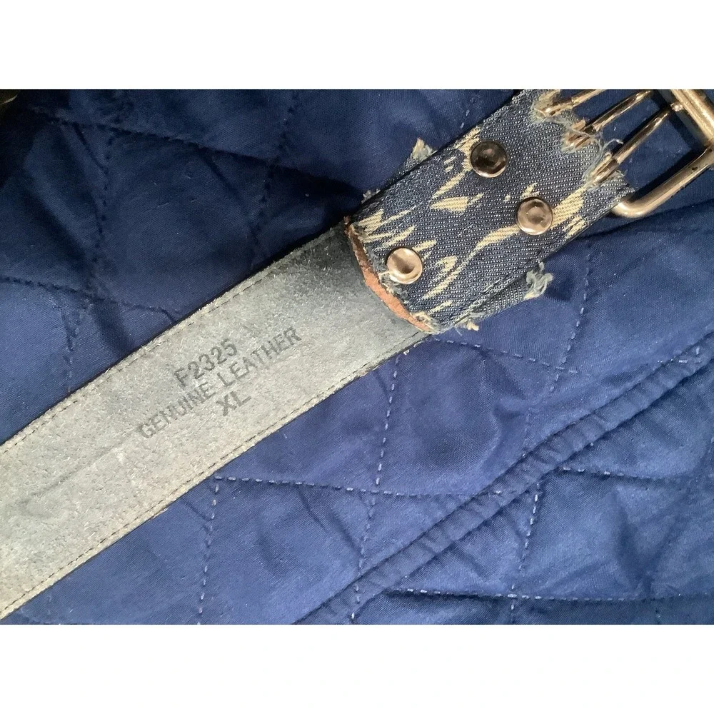 Vintage 90s Blue Worn in Distressed Genuine Leather F2325 3 Buckle Belt - Xl